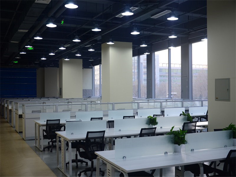 东方红控股办公室装修效果图